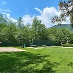 Roberto Haus Kmb Seeappartement Am Ossiacher See, Hallenbad, Skiarena Gerlitzen Апартаменты *