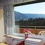 Апартаменты Roberto Haus Kmb Seeappartement Am Ossiacher See, Hallenbad, Skiarena Gerlitzen *