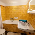 Roberto Haus Kmb Seeappartement Am Ossiacher See, Hallenbad, Skiarena Gerlitzen Апартаменты Tschoran