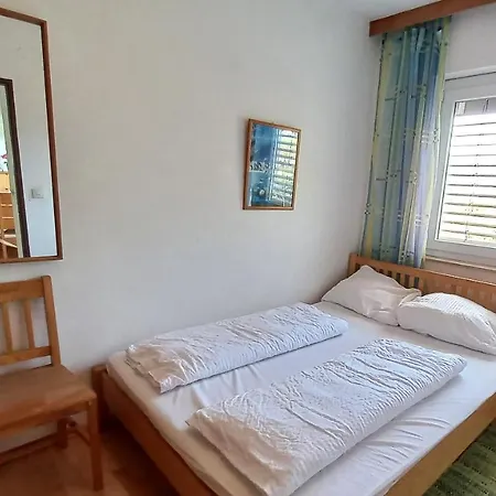 Roberto Haus Kmb Seeappartement Am Ossiacher See, Hallenbad, Skiarena Gerlitzen Apartmán Tschoran