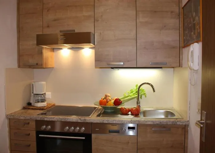 Roberto Haus Kmb Seeappartement Am Ossiacher See, Hallenbad, Skiarena Gerlitzen Apartmán *